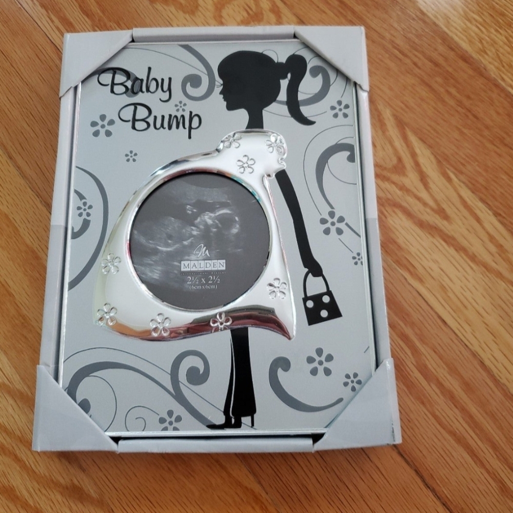 Malden Baby Bump Sonogram Frame New Mom